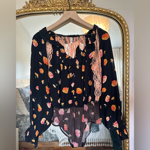 Free People Poppy Lace Inset Floral Long Sleeve Printed Bodysuit XS - Picture 3 of 8